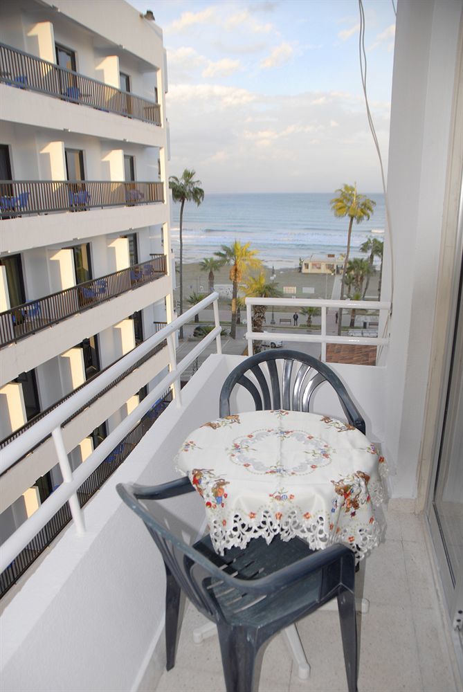 Palm Sea Beach Hotel Apartments Lárnaka Kültér fotó