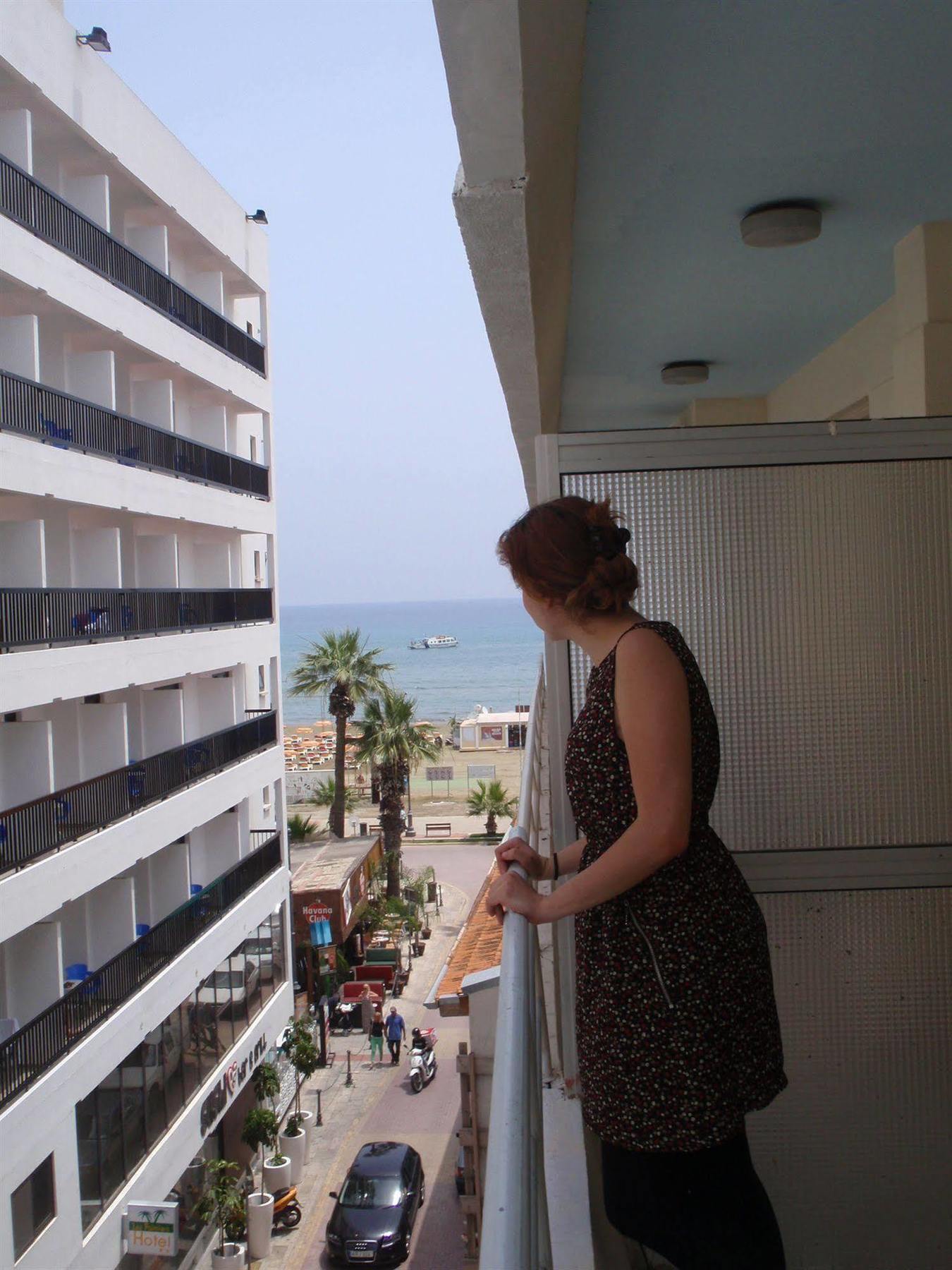 Palm Sea Beach Hotel Apartments Lárnaka Kültér fotó