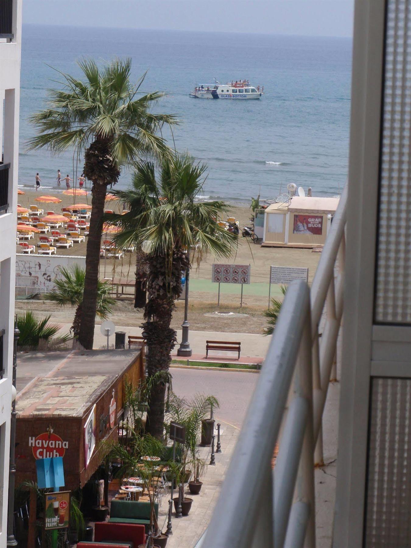 Palm Sea Beach Hotel Apartments Lárnaka Kültér fotó