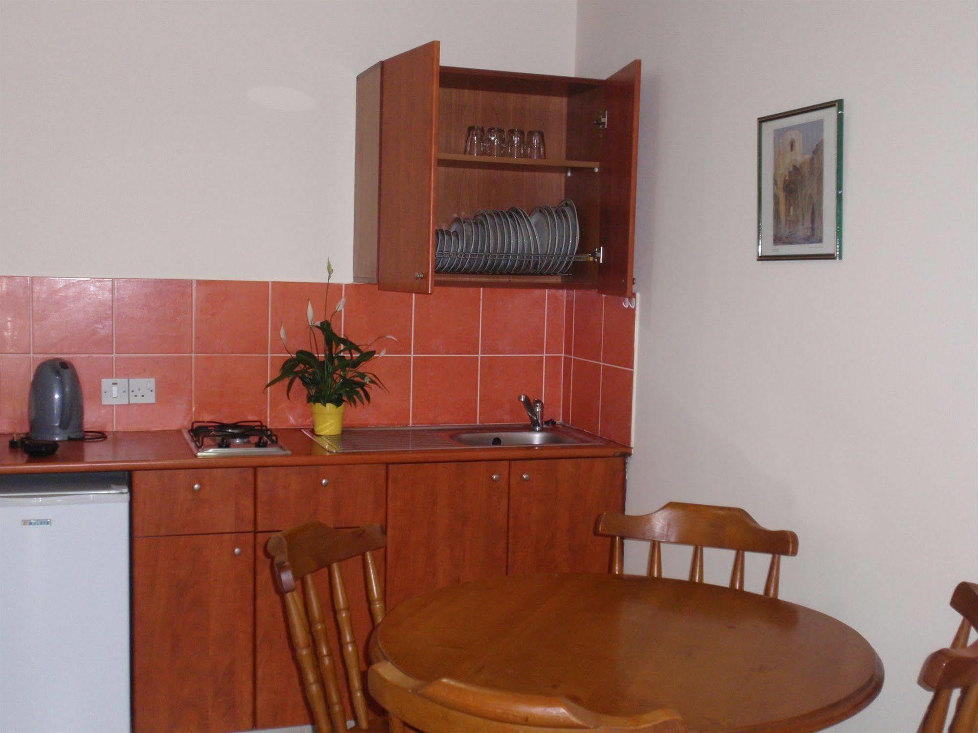 Palm Sea Beach Hotel Apartments Lárnaka Kültér fotó